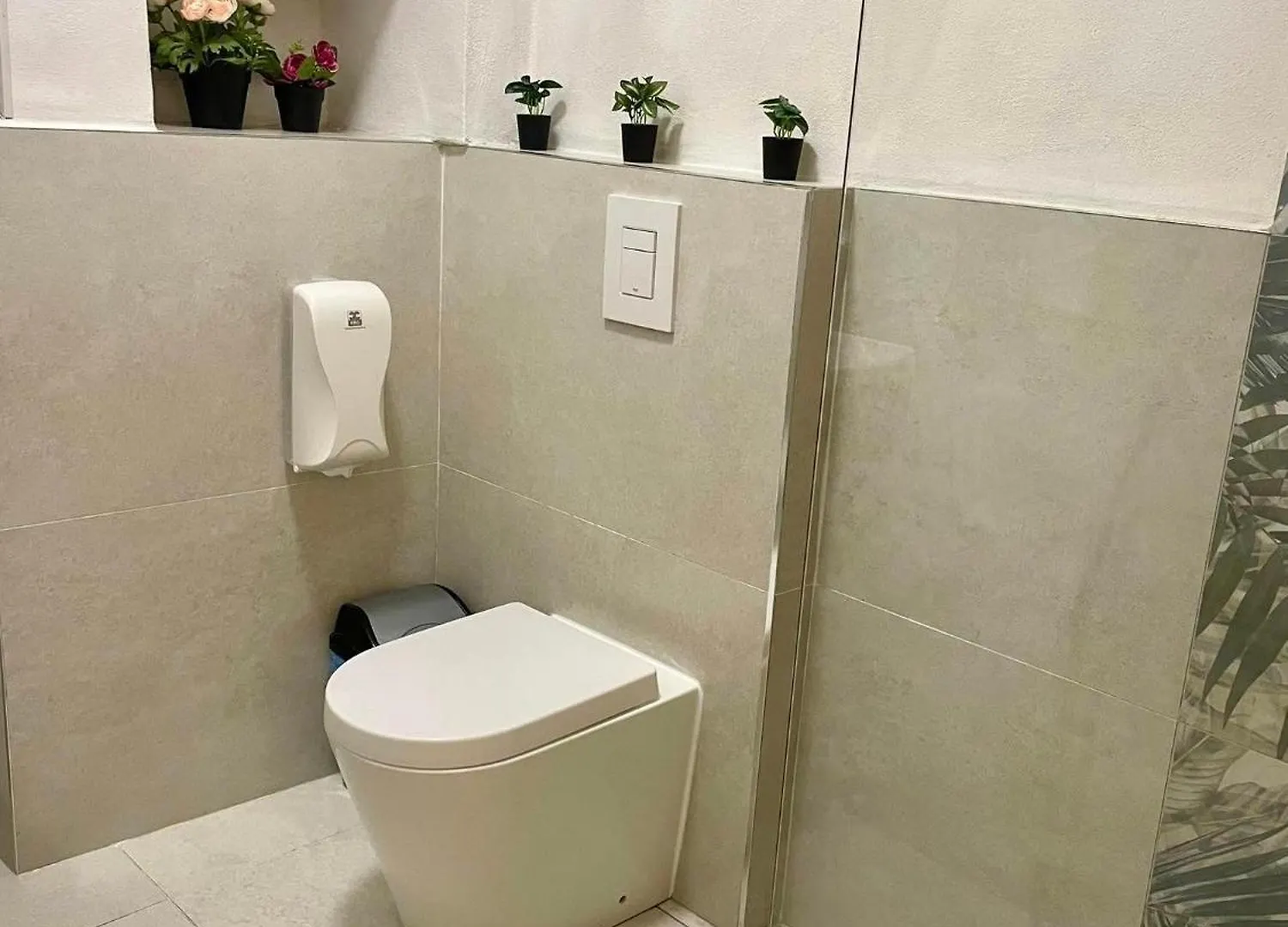 New Apartment 2 Minute From The Port ليفورنو